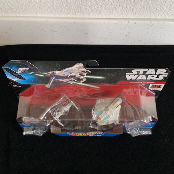2014 Mattel Hot Wheels Disney Star Wars Tie Fighter vs. Ghost - Picture 6 of 10